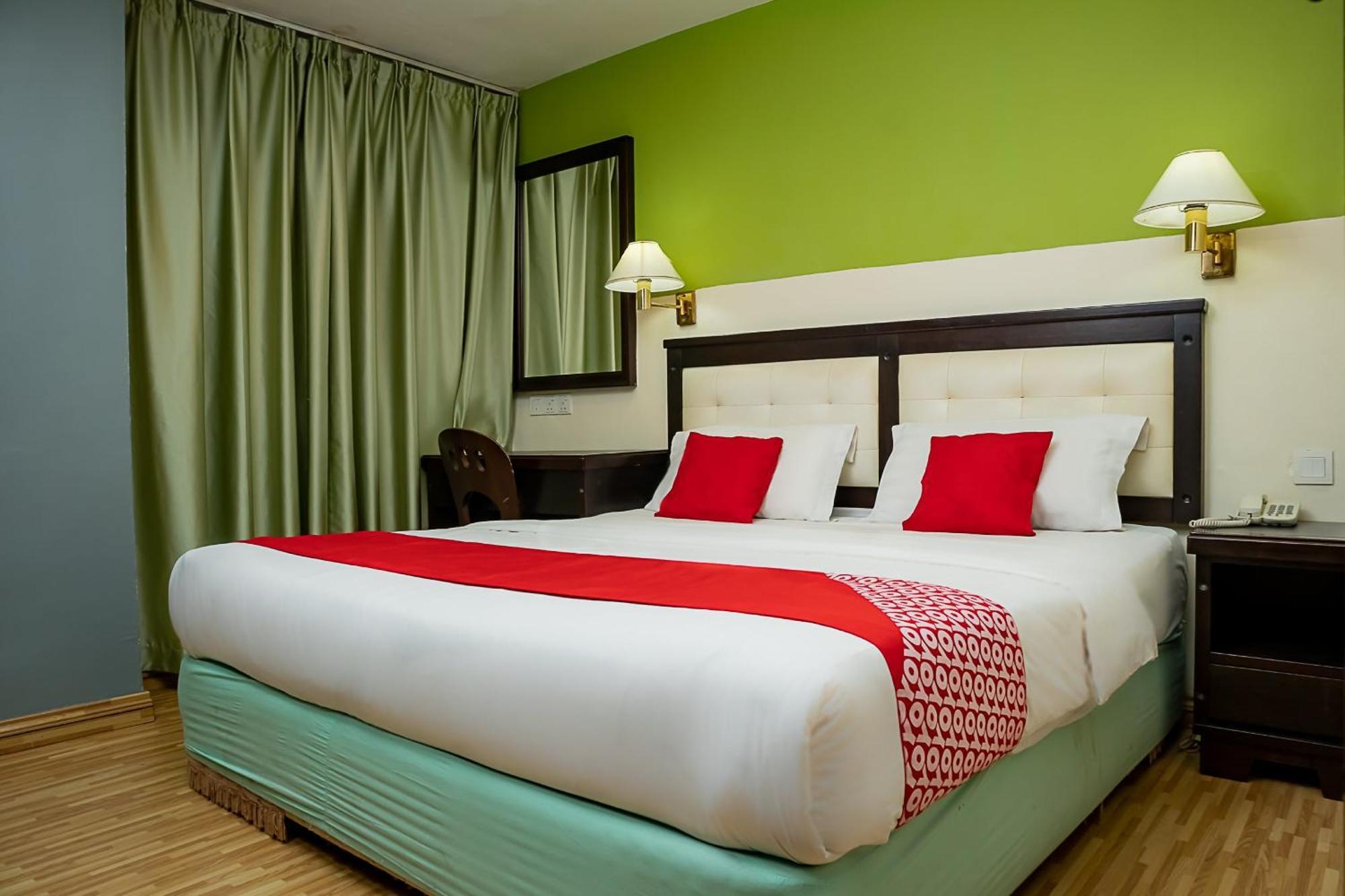 Super Oyo 90055 Mansion Inn Sibu Exterior foto